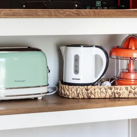 A 10 Min - Private Parking - 2 2 Bagni *